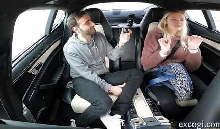 A young blonde at the casting showed the ability to suck dick and fuck on the bed