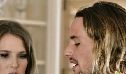 Redhead girl with her mommy give boyfriend real group porn