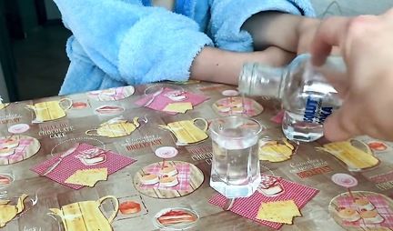 The drunk girl does not even know that tomorrow she will be the star of Russian homemade porn