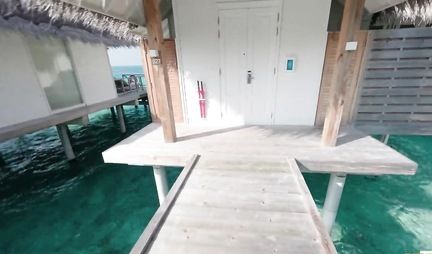 Russian girl during massage substitutes juicy pussy for vaginal and orgasm