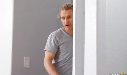 Mom with big tits did not refuse the opportunity to jump on a strong dick