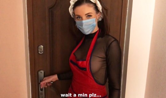 The guy persuaded his girlfriend to play in Russian homem...