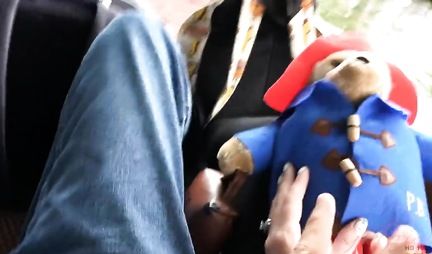 The girl came to the guys house for homemade porn close-up