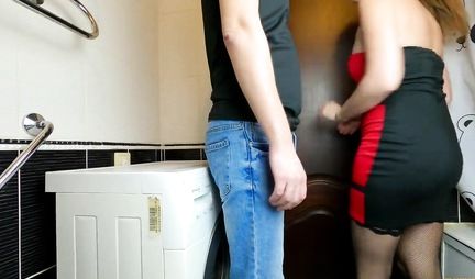 Russian girl spreads her legs and substitutes a juicy slit for home sex