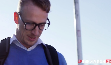 Girl student makes a Blowjob a whole hour and a shag with the guy in the locker room