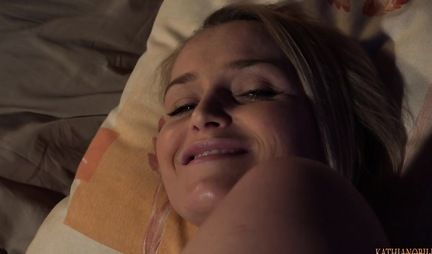 The stepson woke up the sleeping mother and, putting her in a doggy pose, fucked with a long dick