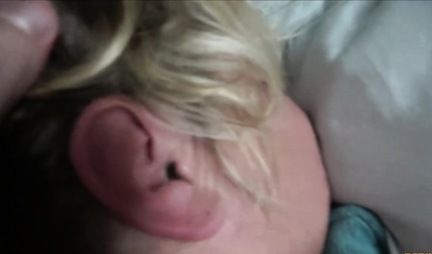 Sleeping mom after sucking doesn	 mind jumping on her lovers hard dick