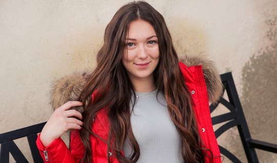 POV guy fucks a new friend and brings her to orgasm