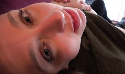 Close-up mature mom substitutes her pussy for homemade porn