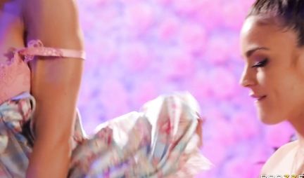 Lesbians with big tits have depraved sex and cum from cunnilingus and masturbation