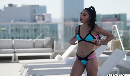 Brunette after a gentle blowjob substitutes a tight hole for a real whipping