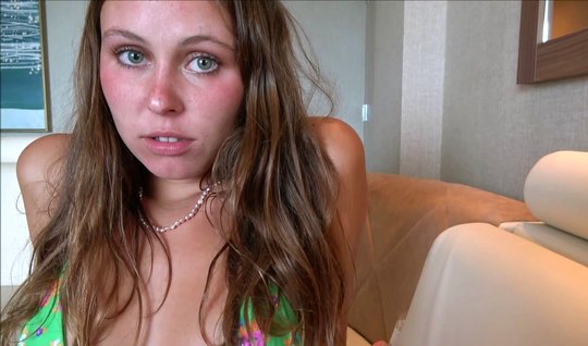 The girl after a blowjob substitutes a juicy hole for hom...