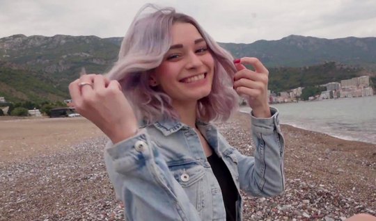 Russian girl does not refuse a pickup artist in filming s...