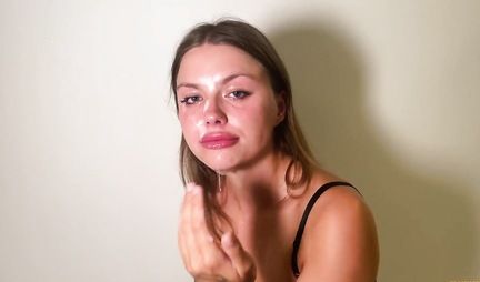 Girl on her knees opened her mouth for a deep blowjob with sperm in the final