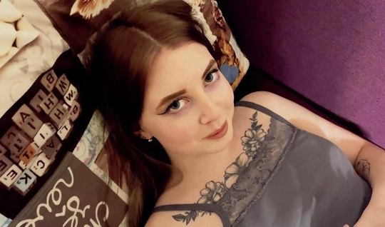 Tattooed young girl inserts holes for homemade porn