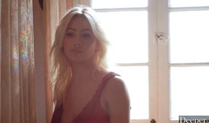 Redhead and blonde gave their fucker real group porn on the couch