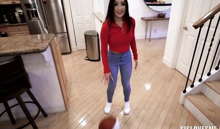 Brunette with perky tits substitutes a wet hole for sex on the camera