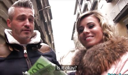 Pikaper seduced a young girl to cheat on her husband and fucked her