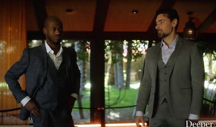 Blonde with big tits and ass not against sex with a long member of the Negro