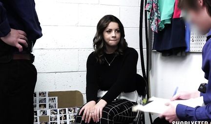 The girl in the office substitutes a juicy hole for group sex and orgasm