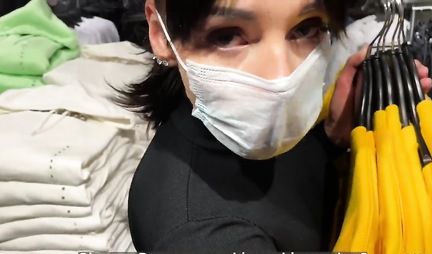 Russian girl after blowjob in public is ready to pose for sex with cancer