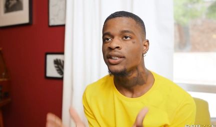 The Negro excited his girlfriends girlfriend and cheated on her, getting an orgasm