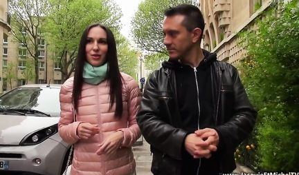 A brunette after a pickup substitutes a juicy hole for a real vaginal