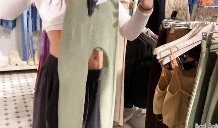 Russian girl loves sex in public and fucks in the fitting room with a man