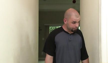 Adult stepson fried moms juicy pussy in the bathroom