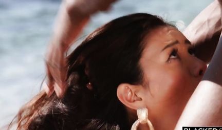 Asian girl with a juicy ass fucks with a brutal black man in nature