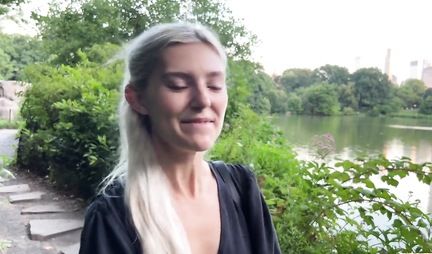 Blonde after a walk framed a juicy hole for sex