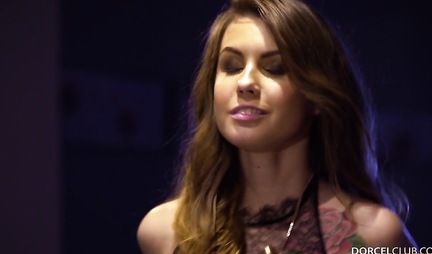 Wife gets anal fucked while husband watches closely