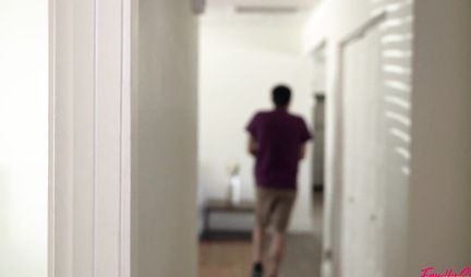 Nurse in group sex teaches young people how to fuck properly