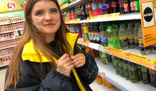 Russian chick came to the pickup artist to fuck