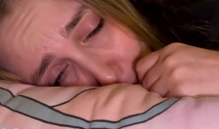 Sleeping stepsister got a hard dick in tight pussy