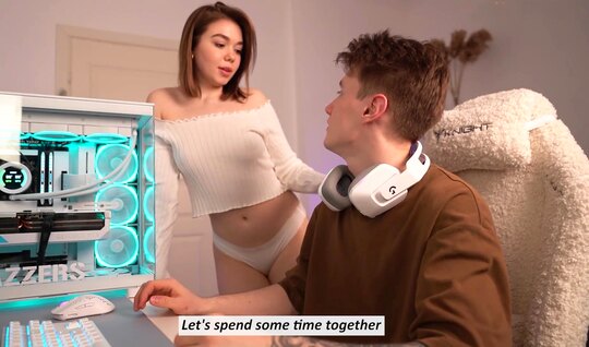 Russian chick wants urgent anal pleasure