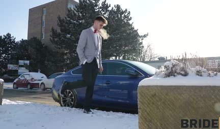 Bride with big tits cheats on the groom before the wedding