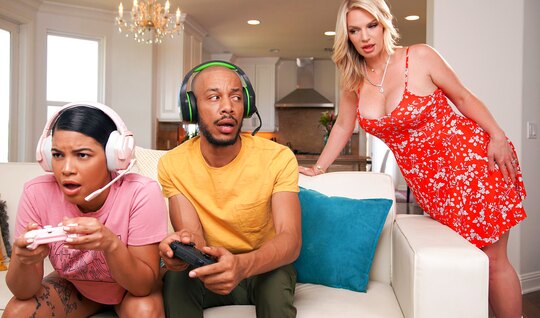 The Negro cheated on his girlfriend with her lustful bust...