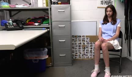 A young thief with natural tits got doggystyle in front of a security guard