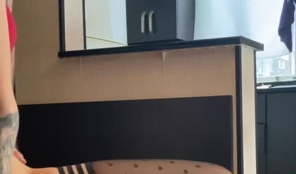 A bearded man was impatient to lick the pussy of a Russian girlfriend