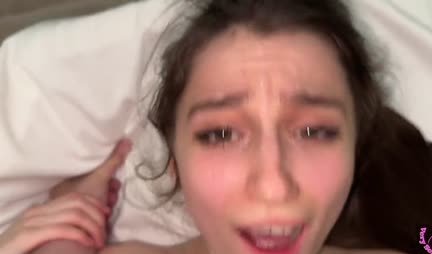 Young Russian bitch gets facial after sex