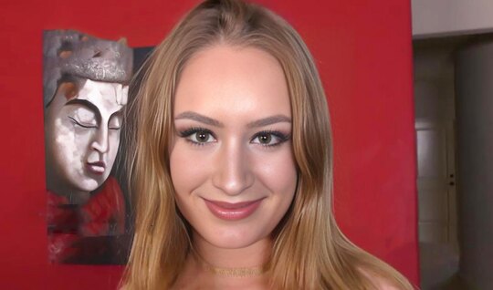 A slender chick in stockings gave tight anal to her lover