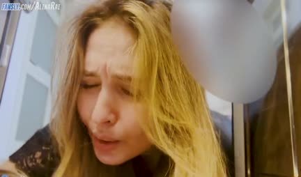 Mom got stuck under the sink and stepson fried her pussy