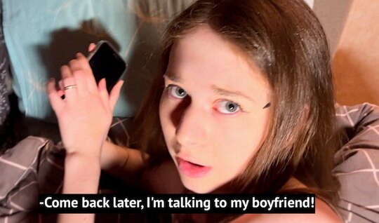 Russian sister fucks pussy with brother while boyfriend i...