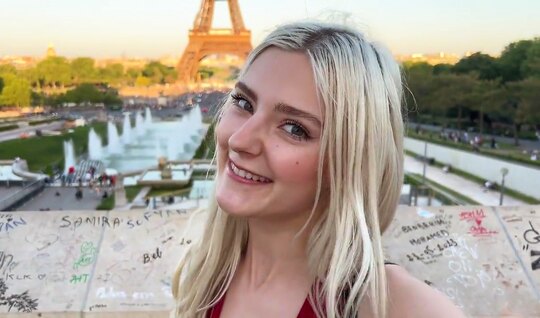 Russian romantic lady had hot sex on vacation