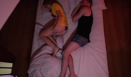 Russian chick asked to spend the night and gave it to her cap