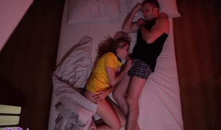 Russian chick asked to spend the night and gave it to her cap