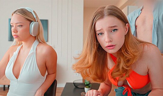 Russian blonde didn't even notice her boyfriend's cheating