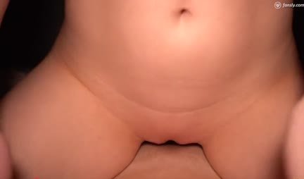 Russian neighbor came to the guy to give a blowjob and fuck