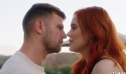 Mom with big tits grabbed her stepson's strong dick